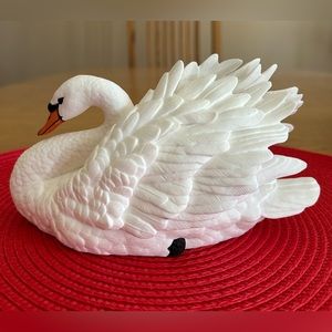 🔥The Graceful Swan by Lenox, Fine Porcelain